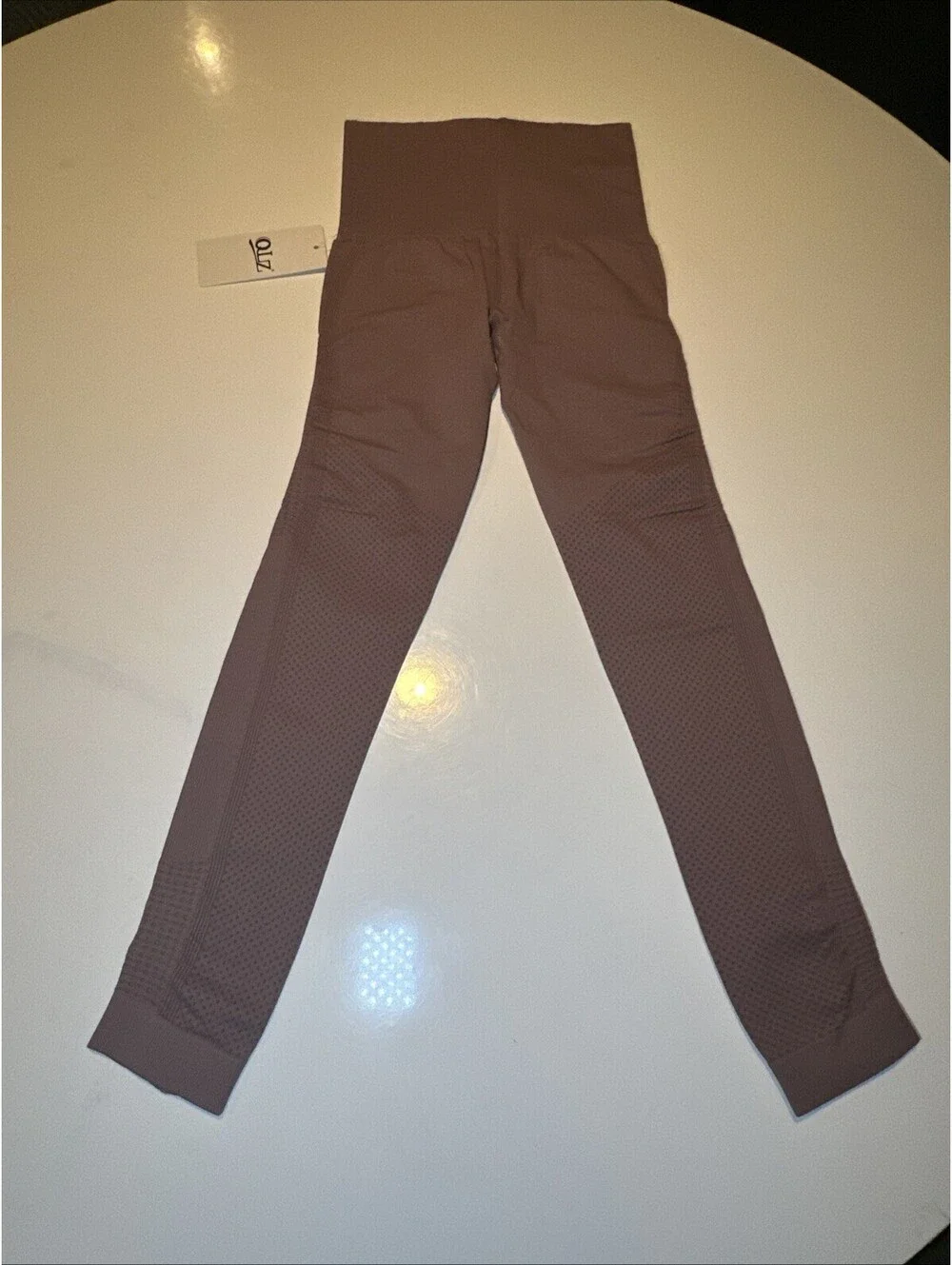 QLZ - Yoga Leggings - Mauve Taupe-  Size Small (S) - New With Tags!